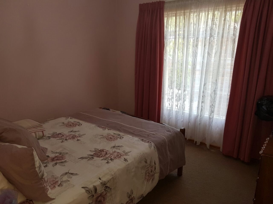 To Let 4 Bedroom Property for Rent in Panorama Free State